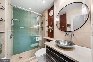 2100 Hutchison Grove Ct, Falls Church, VA 22043 - Photo 15