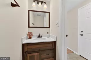 1754 Sundance Dr, Reston, VA 20194 - Photo 9
