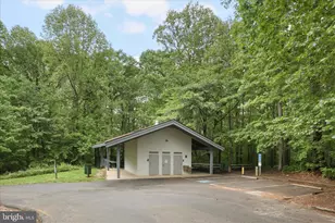 7608 Hamlet St, Springfield, VA 22151 - Photo 43