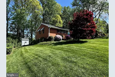 7608 Hamlet Street, Springfield, VA 22151 - Photo 3