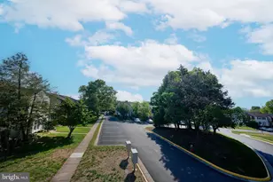 14329 Watery Mountain Ct, Centreville, VA 20120 - Photo 11