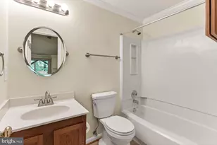 7451 Hatherleigh Ct, Alexandria, VA 22315 - Photo 39