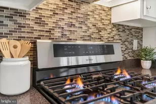7451 Hatherleigh Ct, Alexandria, VA 22315 - Photo 19