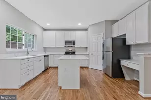 2906 Fairfax Metro Ln, Vienna, VA 22181 - Photo 3
