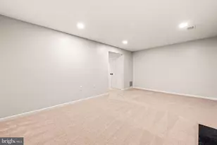5725 Ridge View Dr, Alexandria, VA 22310 - Photo 41