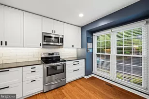 5725 Ridge View Dr, Alexandria, VA 22310 - Photo 13