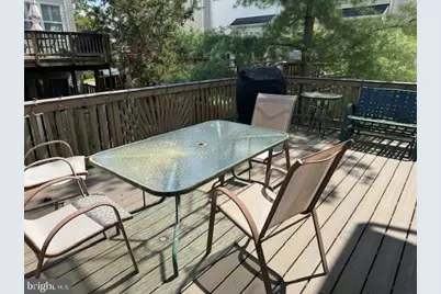 2550 James Madison Circle, Herndon, VA 20171 - Photo 5