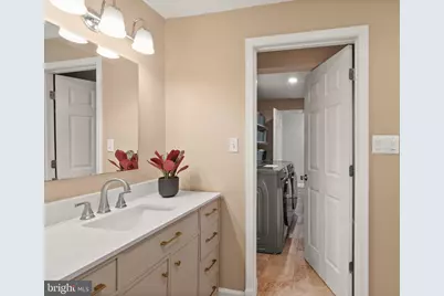 815 Seneca Road, Great Falls, VA 22066 - Photo 41