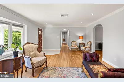 815 Seneca Road, Great Falls, VA 22066 - Photo 9
