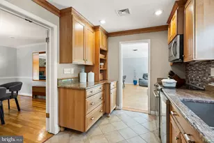 815 Seneca Rd, Great Falls, VA 22066 - Photo 15