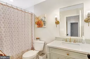 8428 Grenoble Ct, Springfield, VA 22152 - Photo 25