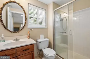 8845 Eagle Rock Ln, Springfield, VA 22153 - Photo 27