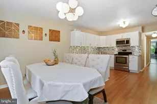 9725 Kings Crown Ct, Fairfax, VA 22031 - Photo 15