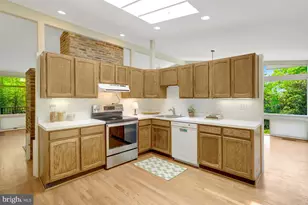 7413 Rebecca Dr, Alexandria, VA 22307 - Photo 13