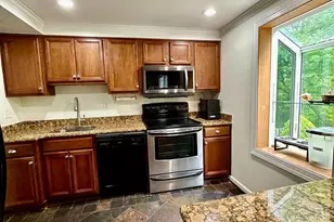 5230 Lonsdale Dr, Springfield, VA 22151 - Photo 7