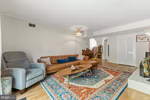 8240 Taunton Pl, Springfield, VA 22152 - Photo 25