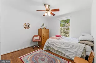 8240 Taunton Pl, Springfield, VA 22152 - Photo 21