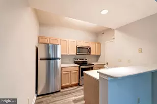 3903 Penderview Dr, Fairfax, VA 22033 - Photo 7