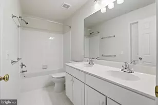 13512 Ann Grigsby Cir, Centreville, VA 20120 - Photo 21