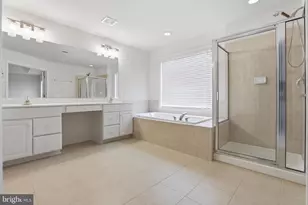 13512 Ann Grigsby Cir, Centreville, VA 20120 - Photo 19