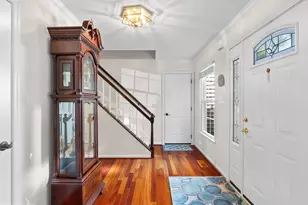 13208 Wrenn House Ln, Herndon, VA 20171 - Photo 5