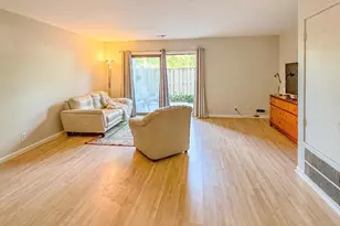 2674 Glengyle Dr, Vienna, VA 22181 - Photo 13