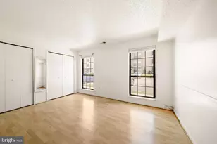 6912 Mary Caroline Cir, Alexandria, VA 22310 - Photo 7