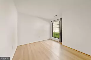 6912 Mary Caroline Cir, Alexandria, VA 22310 - Photo 11