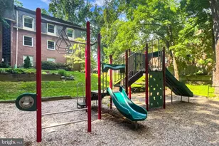 8123 Kingsway Ct, Springfield, VA 22152 - Photo 25