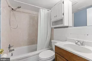 4903 Americana Dr, Annandale, VA 22003 - Photo 25