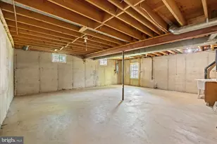 1732 Chesterford Way, McLean, VA 22101 - Photo 33
