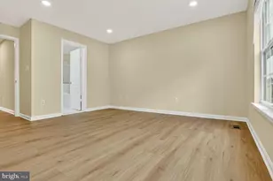 2492 Quick St, Herndon, VA 20171 - Photo 17
