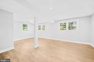 14711 Carlbern Dr, Centreville, VA 20120 - Photo 33