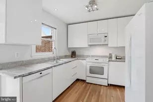 506 Dakota Dr, Herndon, VA 20170 - Photo 11