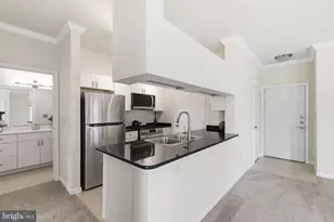 12909 Centre Park Cir, Herndon, VA 20171 - Photo 11