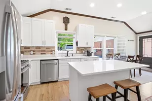 11701 Braddock Rd, Fairfax, VA 22030 - Photo 51