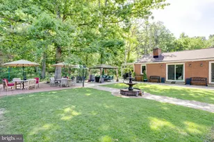 11701 Braddock Rd, Fairfax, VA 22030 - Photo 35