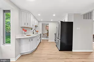 14810 Cranoke St, Centreville, VA 20120 - Photo 23