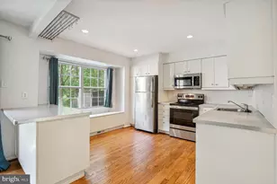 9909 Hemlock Woods Ln, Burke, VA 22015 - Photo 1