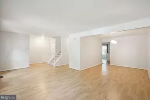 9909 Hemlock Woods Ln, Burke, VA 22015 - Photo 13