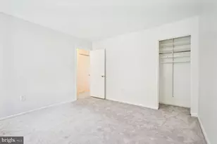 9909 Hemlock Woods Ln, Burke, VA 22015 - Photo 25