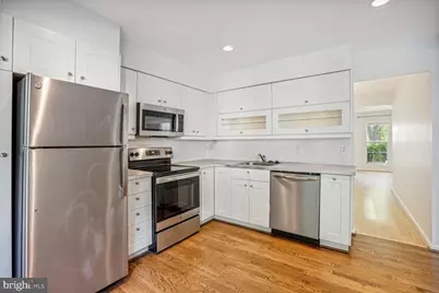 9909 Hemlock Woods Lane, Burke, VA 22015 - Photo 3