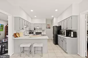 6822 Jeremiah Ct, Fairfax Station, VA 22039 - Photo 25