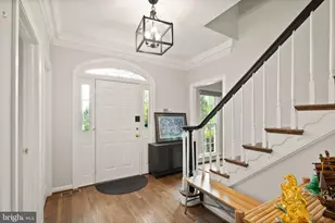 6822 Jeremiah Ct, Fairfax Station, VA 22039 - Photo 11