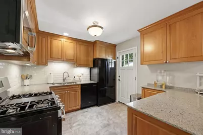 9632 Lindenbrook Street, Fairfax, VA 22031 - Photo 9