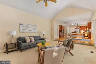 13018 Grey Friars Pl, Herndon, VA 20171 - Photo 25