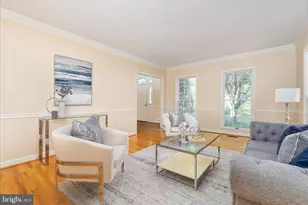 13018 Grey Friars Pl, Herndon, VA 20171 - Photo 11