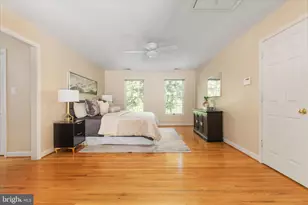 13018 Grey Friars Pl, Herndon, VA 20171 - Photo 29