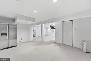 2419 Claremont Dr, Falls Church, VA 22043 - Photo 23