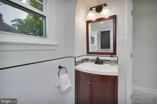 1635 Dinneen Dr, McLean, VA 22101 - Photo 27